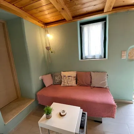 Maria's Peaceful Nest * ハニア